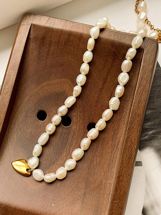 Le Classique Pearl Necklace