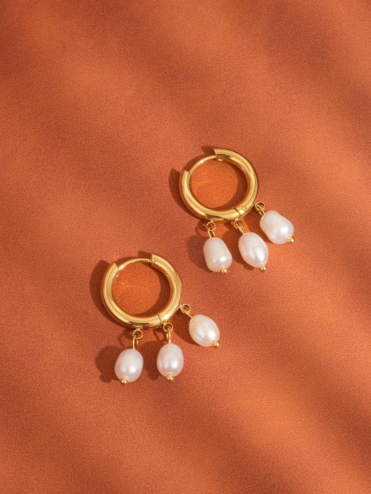 Petite Pearl Earring