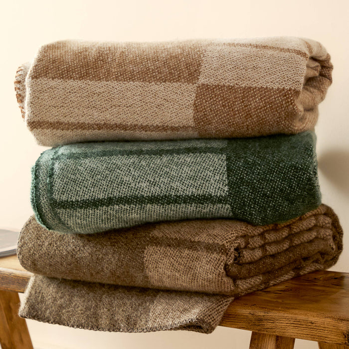 Harlech Woven Reversible Throw Brown