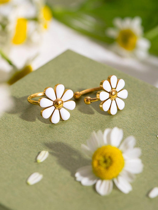 Daisy Ear Cuff