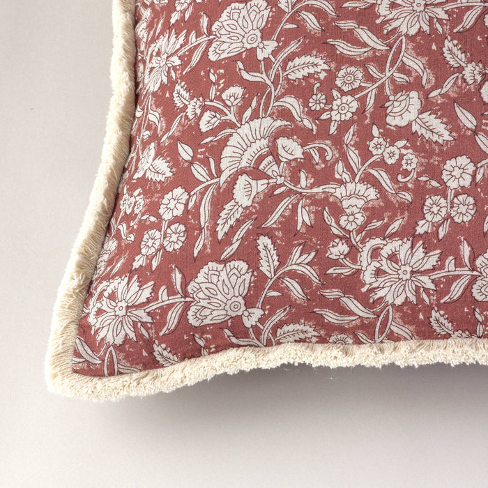 Marnie Pillow