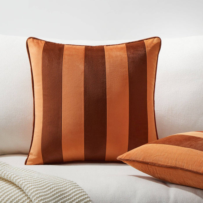 Rustique Pillow