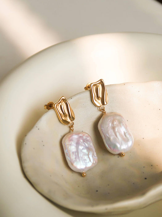 Baroque Pearl Gold Earring
