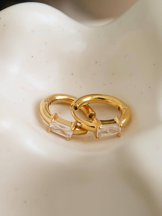 Adhara Huggie Earrings: Yellow Gold / Rectangle
