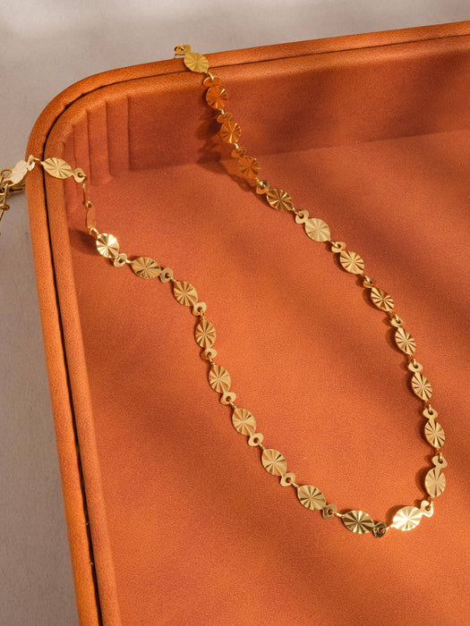 Bella Oval Chain Necklace