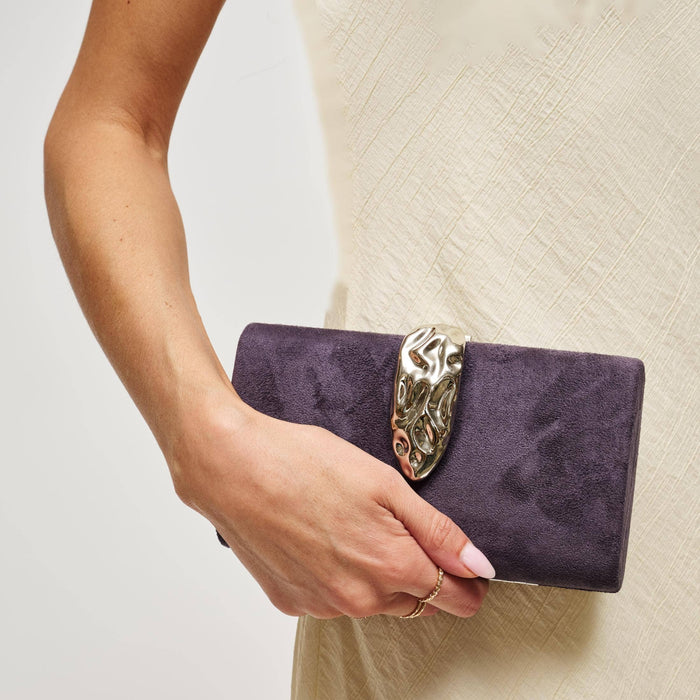 Babe Clutch