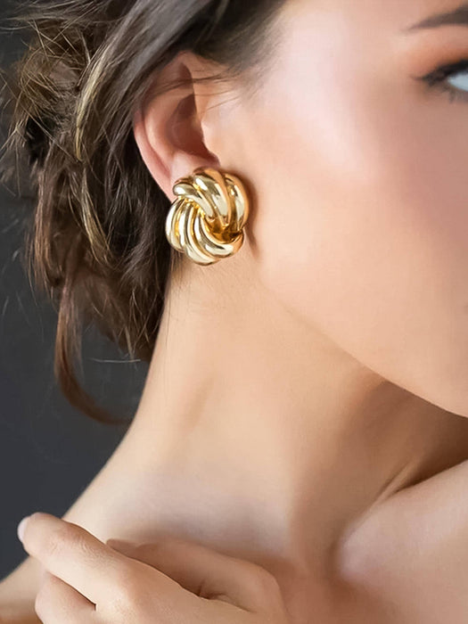 Ambre Studs
