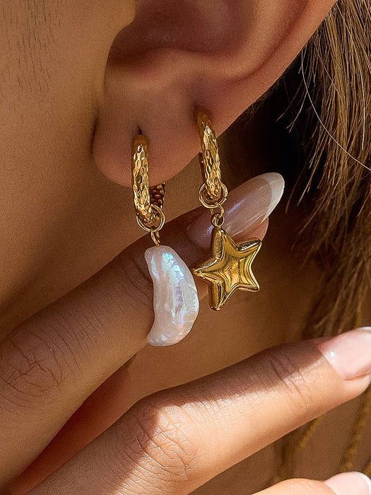Mismatch Moon and Star Earring