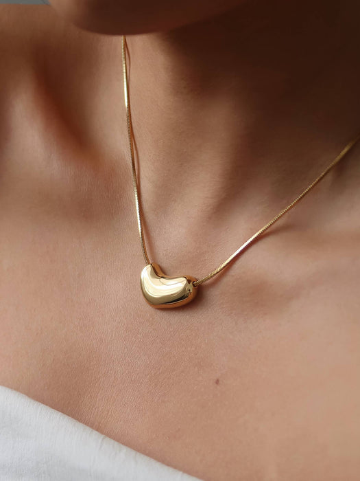 Lovre Chain Necklace