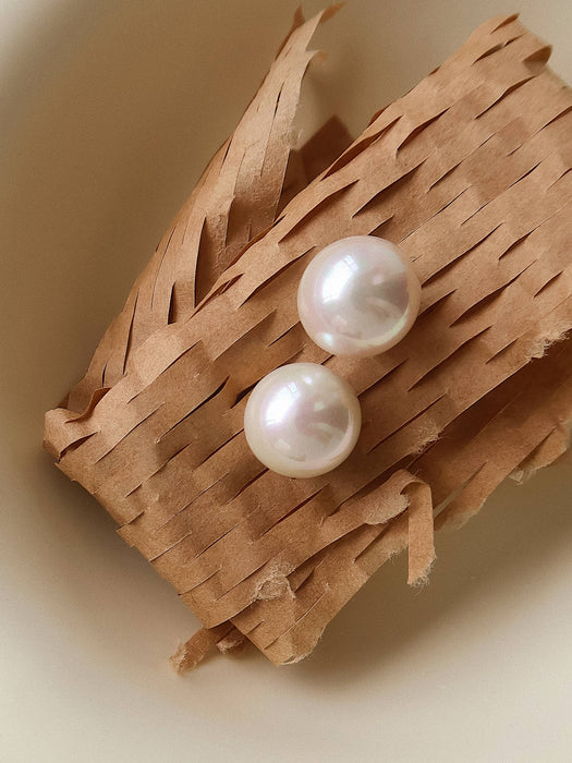 La Perle Stud Earrings