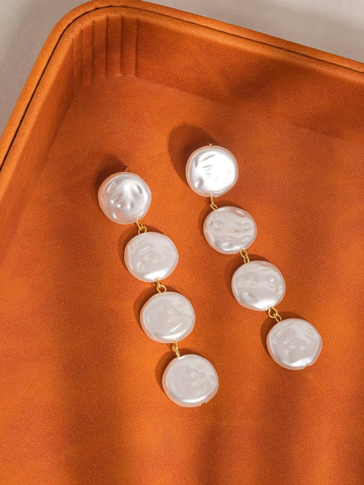 Prim Pearl Earrings