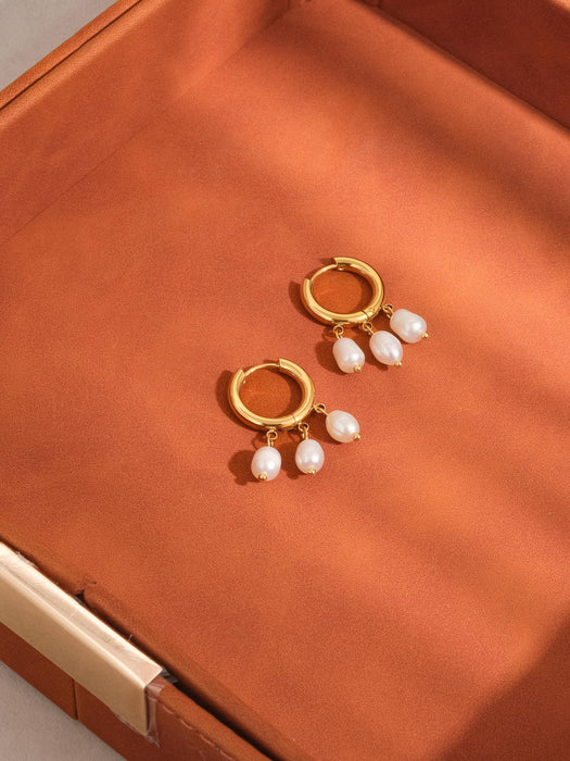 Petite Pearl Earring