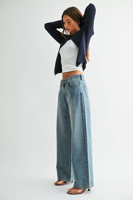 Wide Leg Baggy Fit Medium Wash Jeans