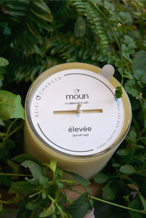 Moun x Élevée Candle