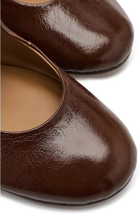 Cornel Flats in Russet
