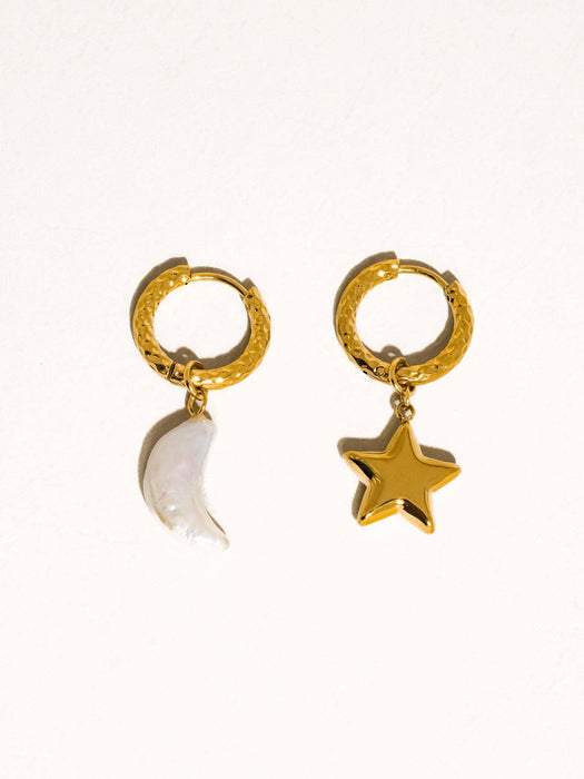 Mismatch Moon and Star Earring