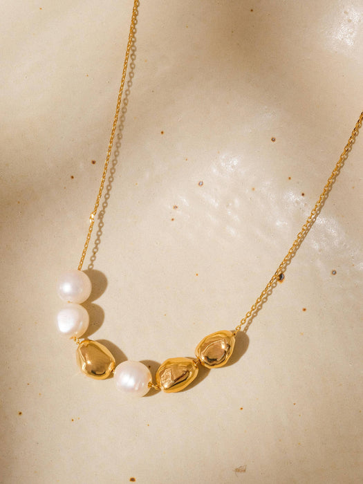 Freshwater Pearl Beaded Necklace