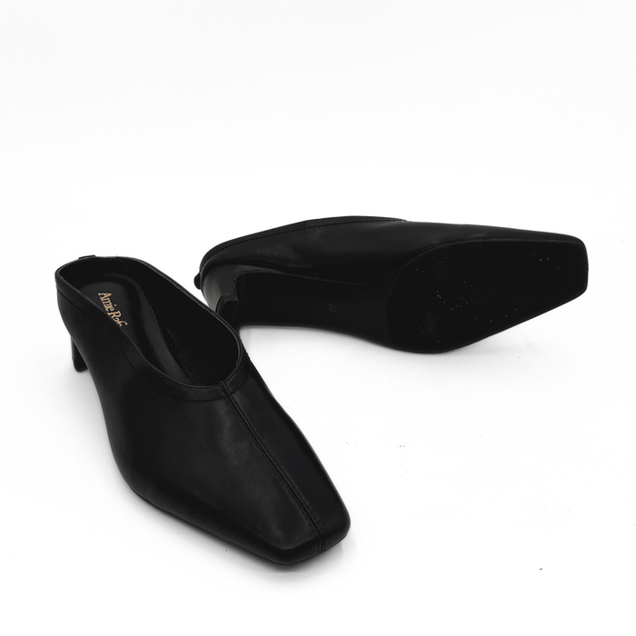 Junie black Leather Square Toe Mule