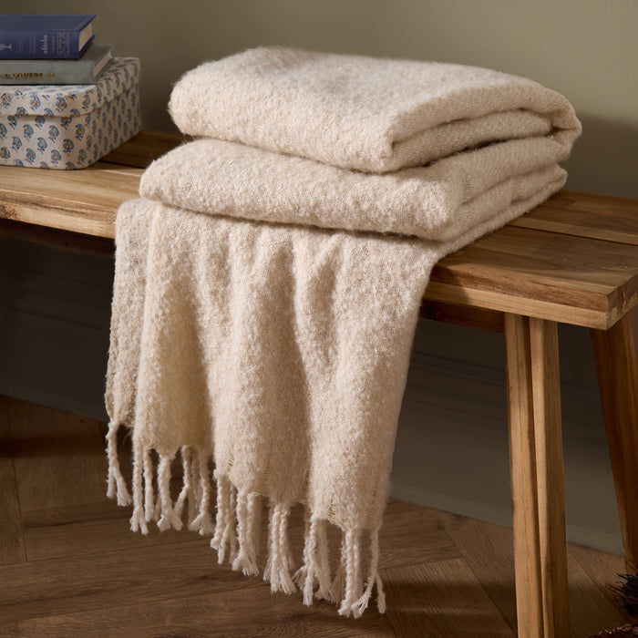 Isla Woven Tasselled Throw Cream