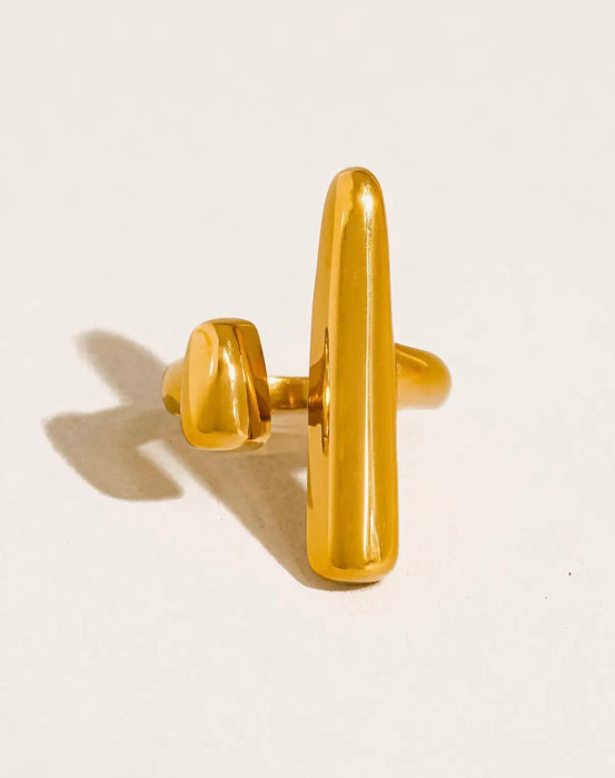 Aurithe Ring