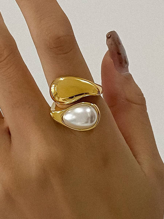Ivy Pearl Ring