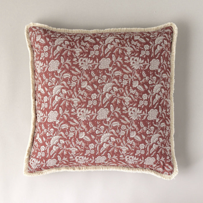 Marnie Pillow