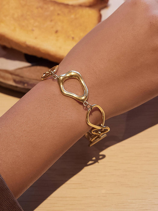 Toggle Bracelet