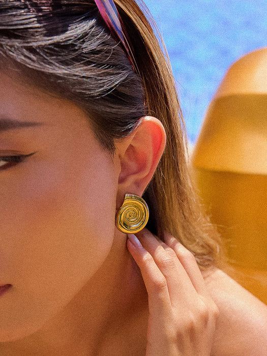 Large Seashell Stud