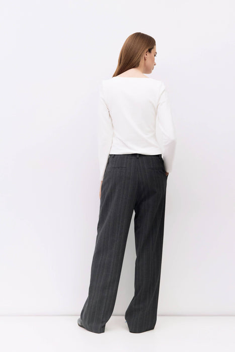 Gia Long Sleeve