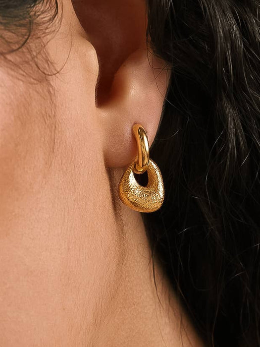 Amore Textured Earrings