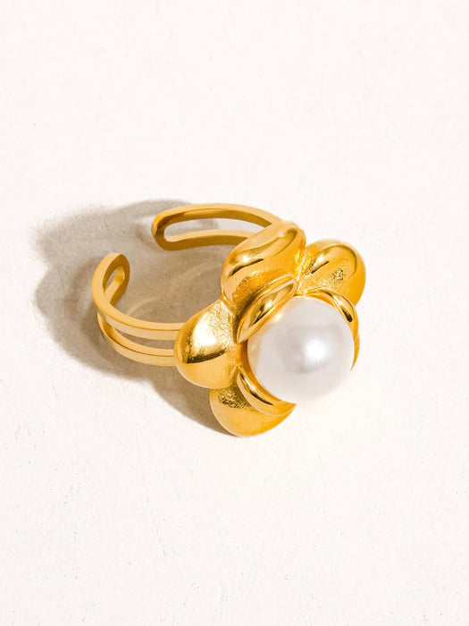 Fleur Pearl Ring