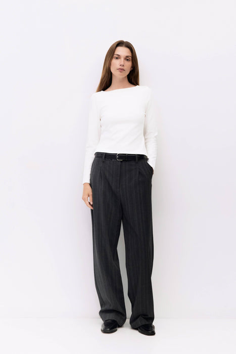 Gia Long Sleeve