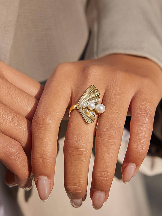 Beau Pearl Ring