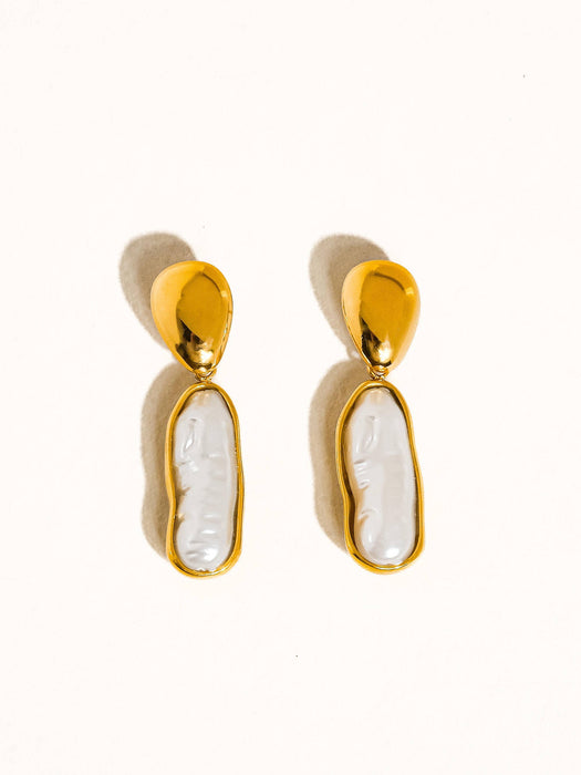 Pearl Drop Earring