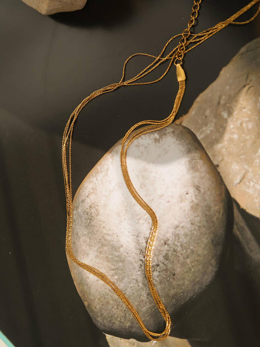 Délicate Layered Necklace