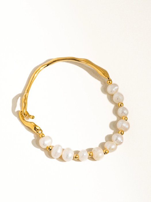 Ophelia Pearl Bracelet
